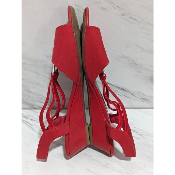 Impo Women's Red Silver Buckle Stretch Open Toe 1.5" Wedge Sandal Size 7M - Picture 4 of 7